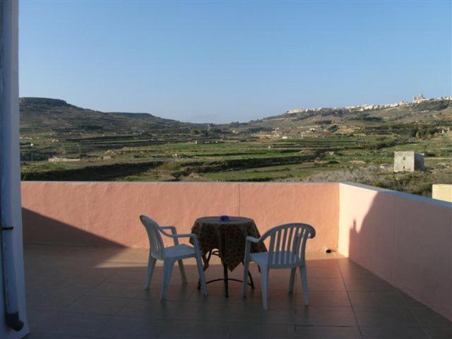 Sunset Seaview Apartments Марсалфорн Номер фото